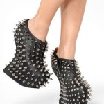 lady gaga stili dolgu topuklu ayakkabılar