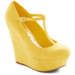 sarı dolgu topuklu ayakkabılar