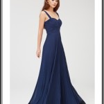 oleg cassini yeni sezon gece elbiseleri marin mavisi pileli askılı gece elbisesi