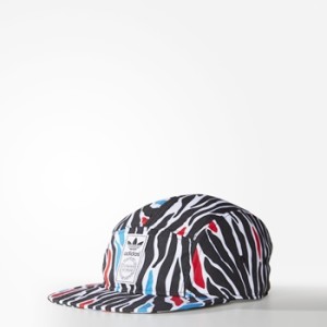 yeni sezon adidas zebra şapka