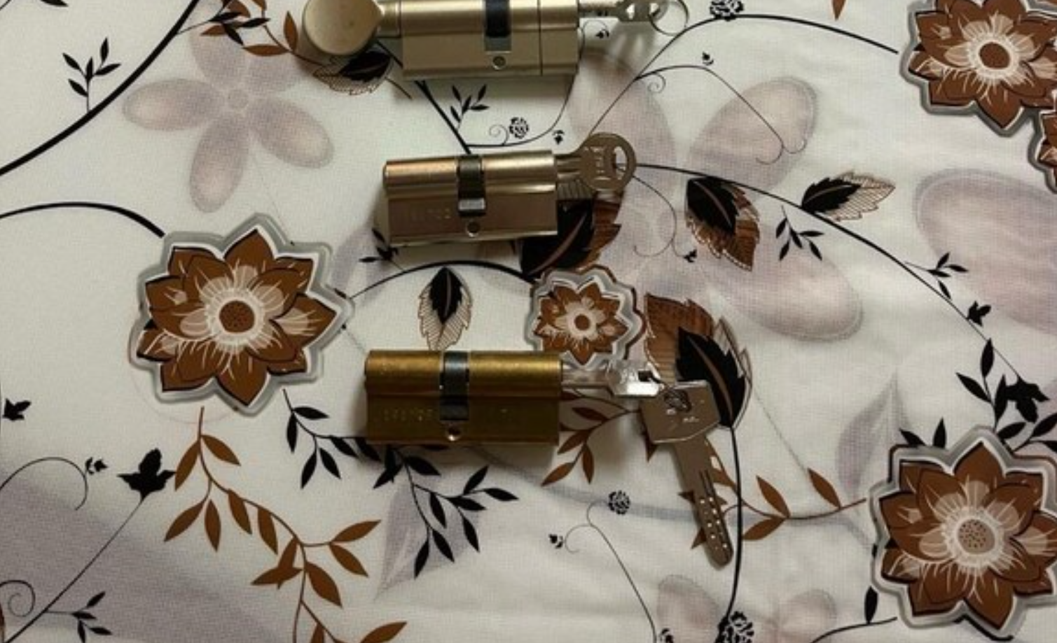 Cikma kapi gobek kilidi kapi anahtari 2